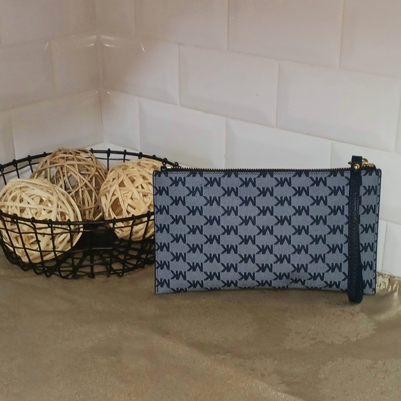 Michael Kors Navy Blue Wristlet - Picture 2 of 7